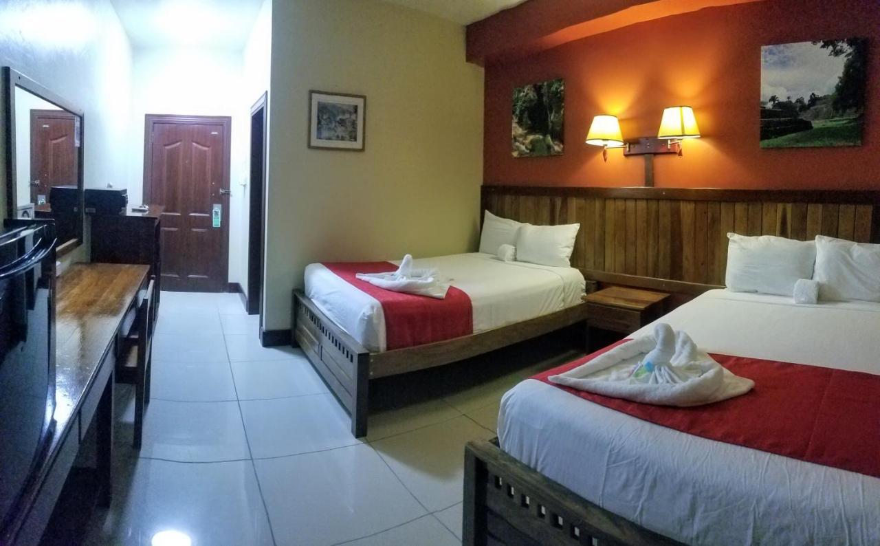Caye Caulker Plaza Hotel Buitenkant foto