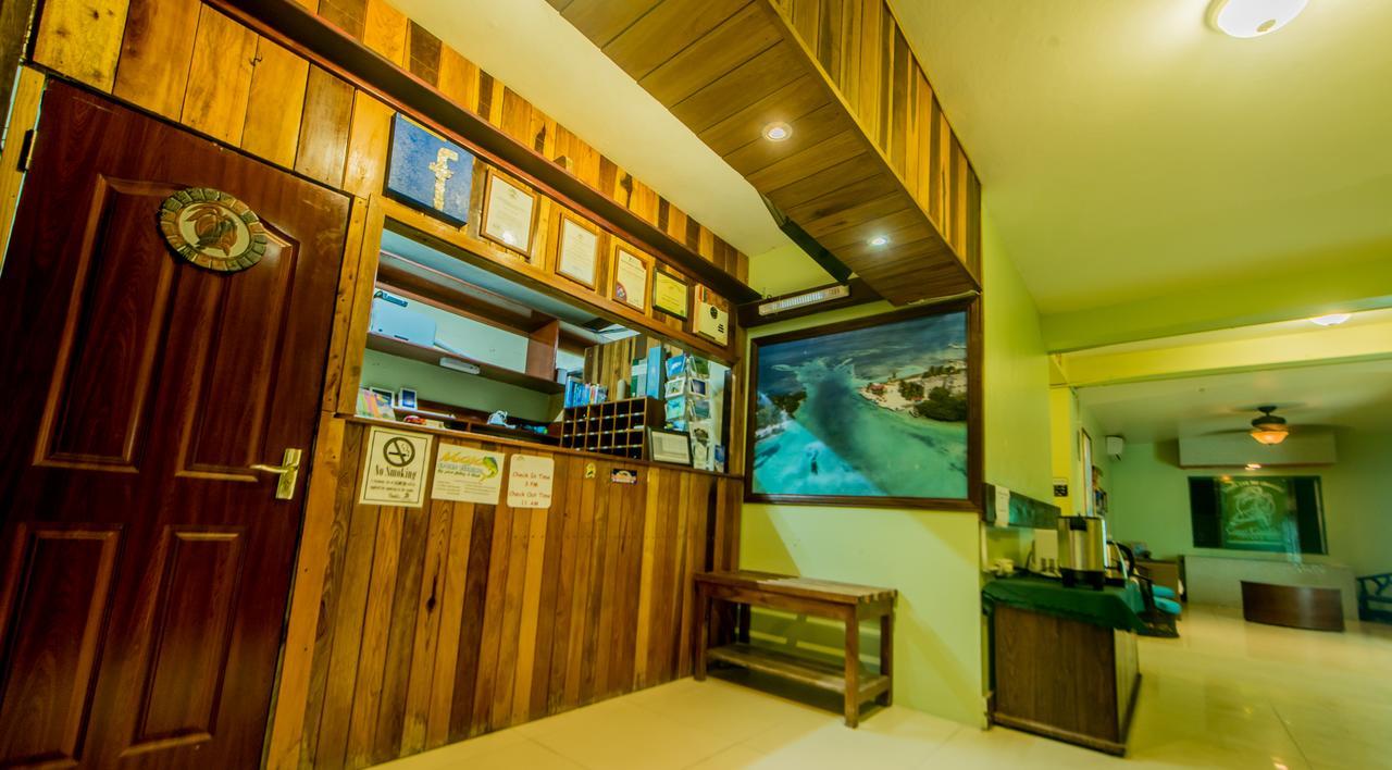 Caye Caulker Plaza Hotel Buitenkant foto